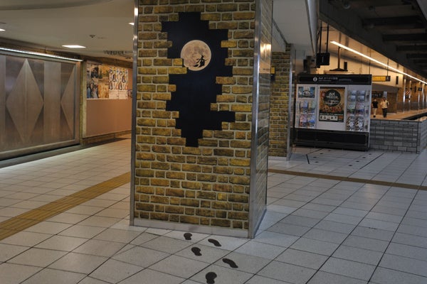 画像ギャラリー西武池袋駅のホームと似てる？ ハリポタの「9と4分の3番線」が実在する駅に行ってみた乗りものニュース