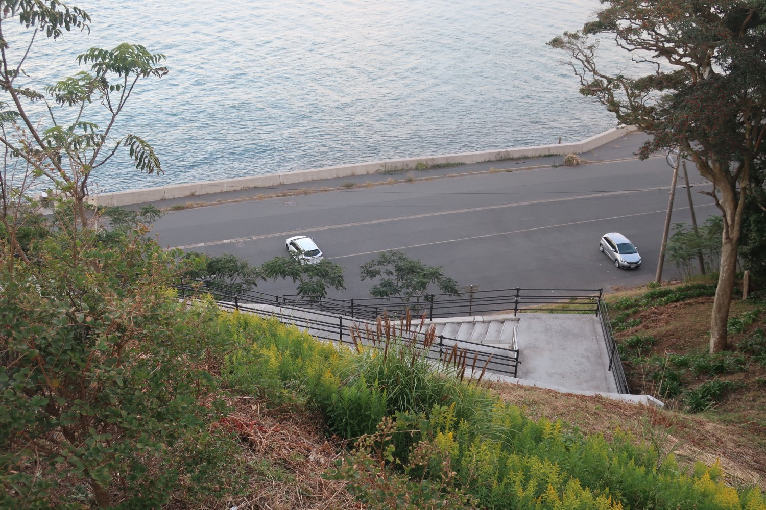 大王埼 だいおうさき 灯台・灯台ミュージアム伊勢志摩バリアフリーツアーセンタ