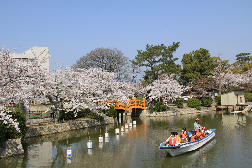 江南 水郷 代表地 周荘 と