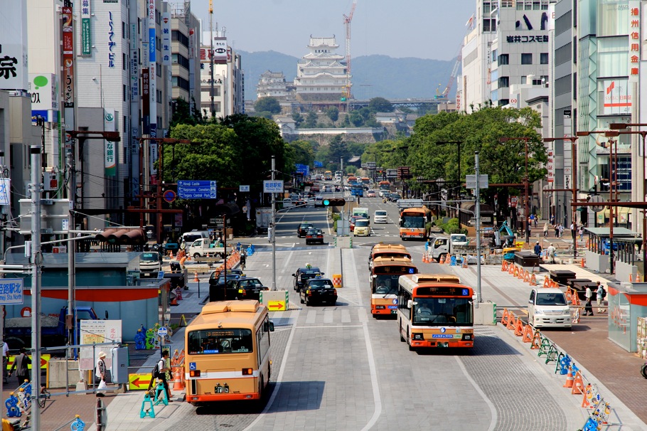 姫路城大手門前交差点で写したバスたかさんの好日日記