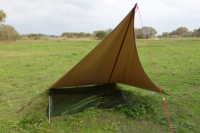 ソロキャンプ用タープと侮るなかれ！ 使い道いろいろテンマクデザイン「ムササビウイング」をレビュー - ハピキャンキャンプ・アウトドア情報メディア