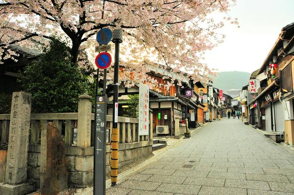 京都ひとり旅女性向けモデルコース古都を独り占めする旅の提案VELTRA旅行ガイド