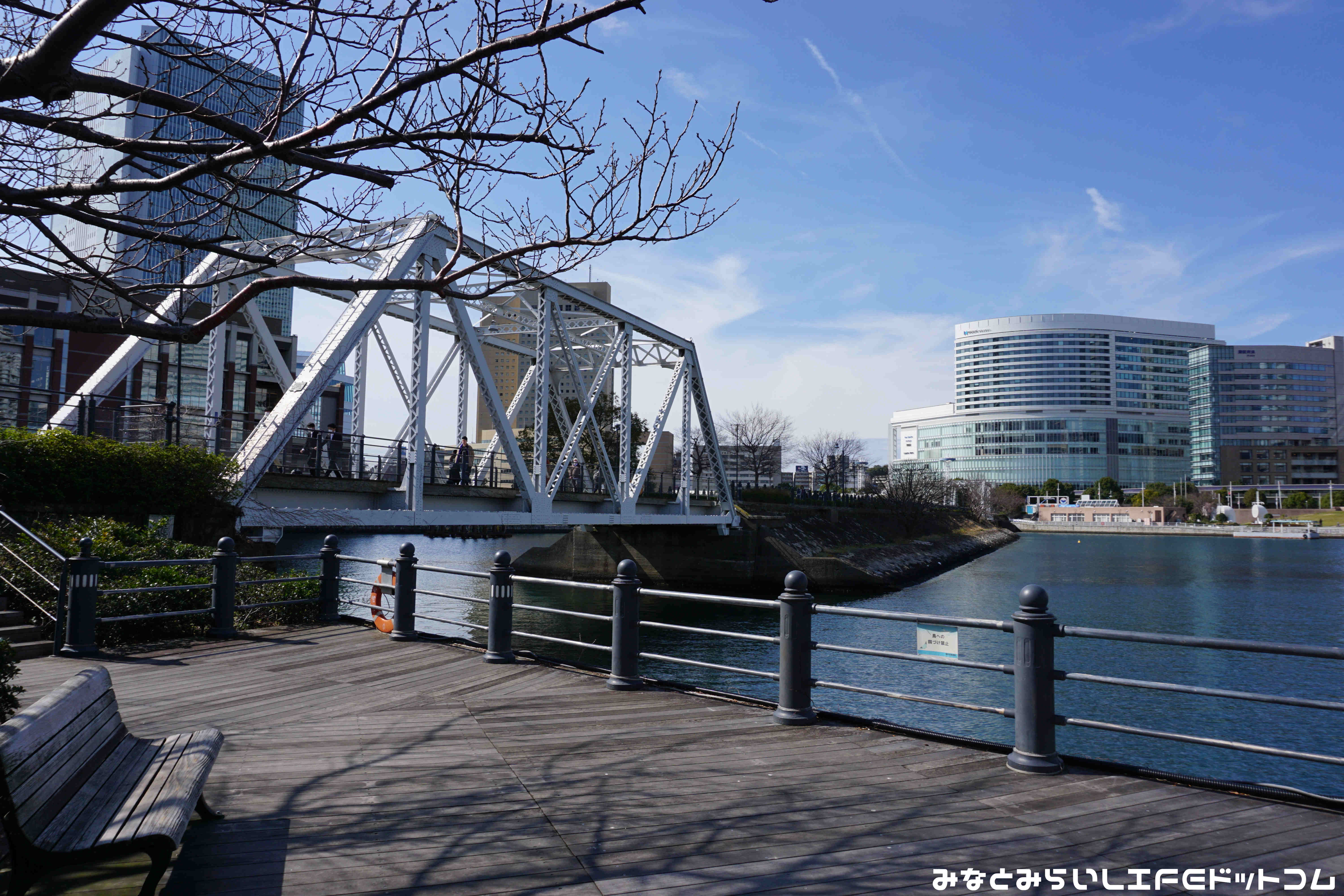 マークイズみなとみらいの広い館内では、休憩スポット がたくさんなのがうれしいです。ショッピングの合間に一息ついたり、のんびり景色を眺めたり、みなさんの癒しの場所にもなっています♪マークイズマークイズみなとみらいmarkismarkisみなとみらい横浜