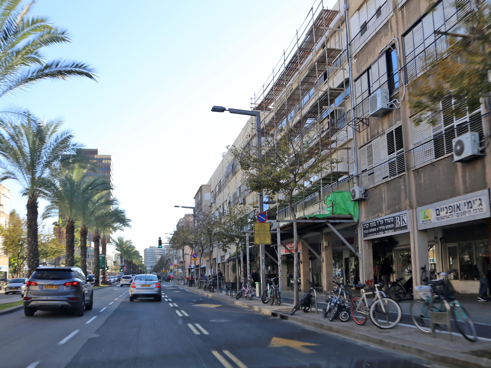 イスラエルの人口増加率が鈍化、国外移住者の増加が主因と当局 - CNN.co.jp