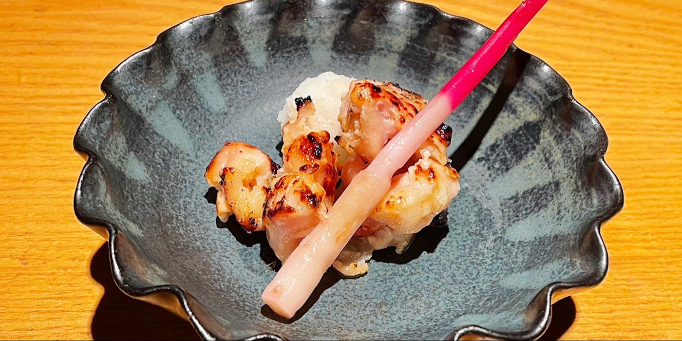 食べる前からうまい店！湯島「鳥栄」で本物の滋味深さを味わう！ - macaroni