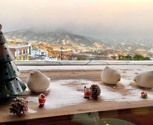 伊香保温泉 群馬・渋川市 の石段街に雪 4月なのに厳しい寒さに上毛新聞電子版群馬県のニュース・スポーツ情報