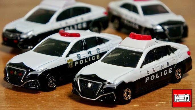 タカラトミー・トミカプレミアム10 トヨタ クラウン