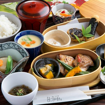 福岡市中央区大名 カフェ 「うつわcafeと手作り雑貨の店 ゆう」陶芸も楽しめる隠れ家カフェ