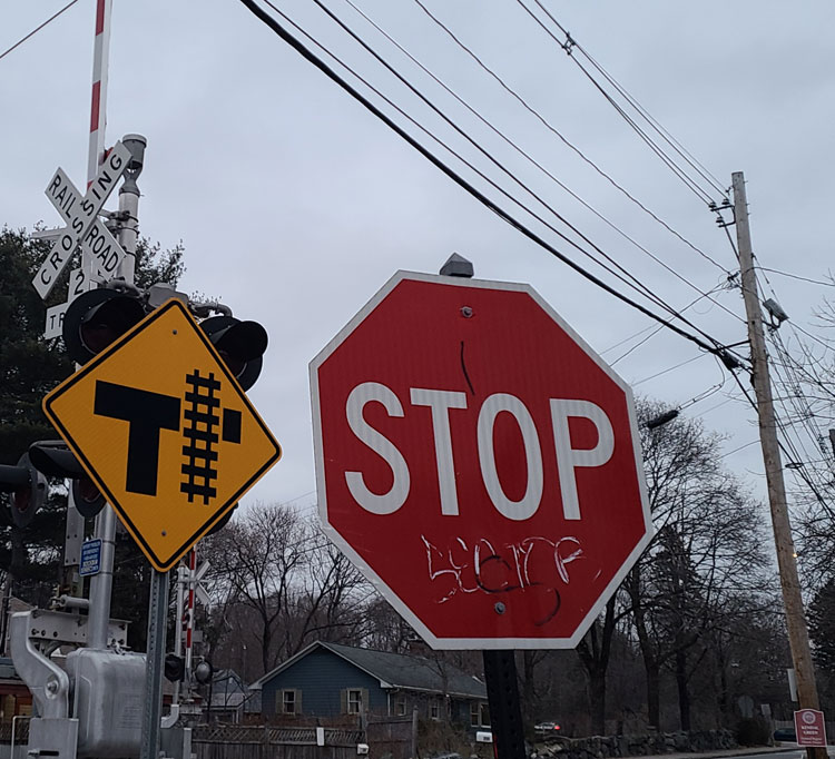 珍しい道路標識！爆笑×面白い×レアな日本の交通標識 13選ひとり旅ブログ日本国内「再」発見