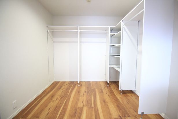 アットホーム Ｍシティ盛南大橋 2階