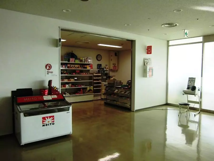 鈴鹿市 鈴鹿市役所の展望ロビー : おかぴーの三重県は最高やに