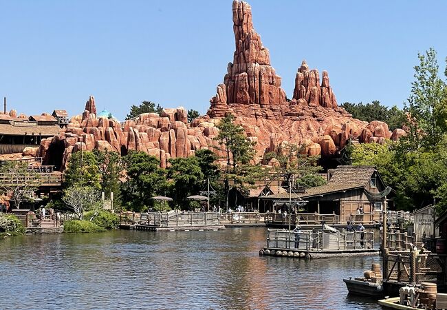 いかだに乗って冒険へ トムソーヤ島いかだを徹底解説