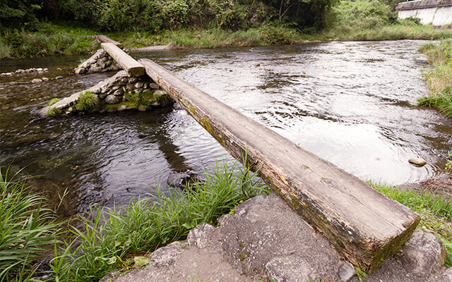 四万十川の風景 岩間沈下橋が全面復旧M字ハゲおやじの野望 ～season2～