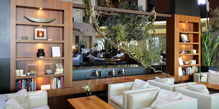 新橋駅のそばにあるイタリア🇮🇹街 何となくイタリアっぽい色彩❓ということですね。 ちょっとおしゃれな感じかな新橋イタリア街わたしの絶景寄り道東急バケーションズ年間思い出フォトコン2024ときめいた映え写真n_marketingsonyalphasonyα7ⅲ美しい