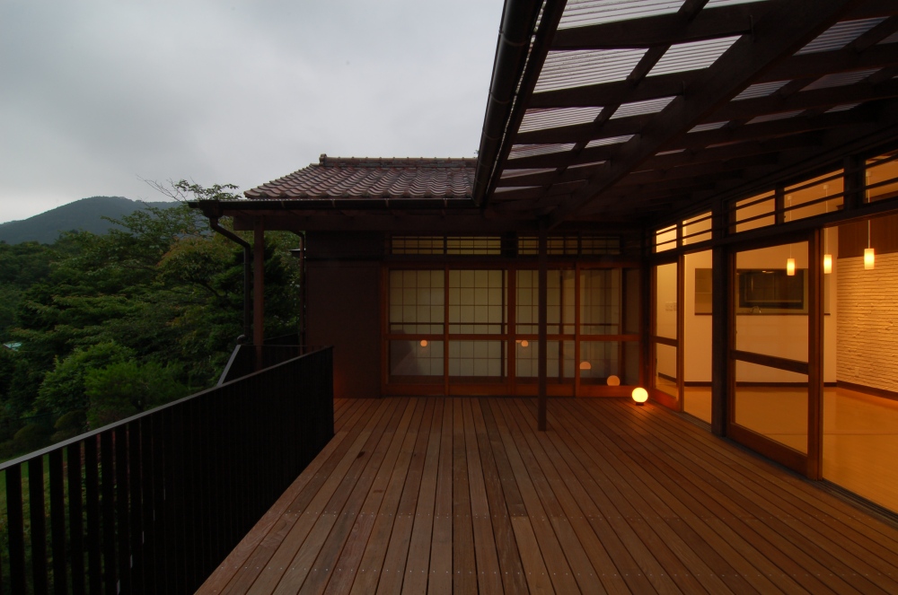 マンションのベランダでのBBQは可能か？ - Genspark