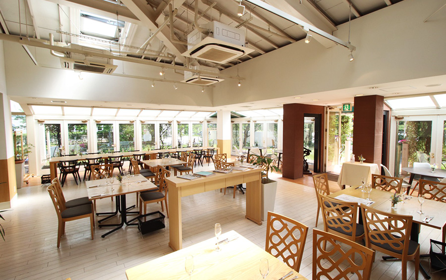 レストラン ヴィラ・デ・マリアージュ多摩南大沢で選べるランチコースを食べてきた –