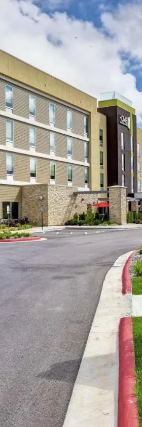 ウェストフィールド個人旅行ガイド 2025年 ：おすすめの周辺アクティビティ、人気観光スポット、旅程の計画、宿泊施設、グルメ、交通機関、天気など、旅行に必要な情報が満載 2025年10月更新Trip.com