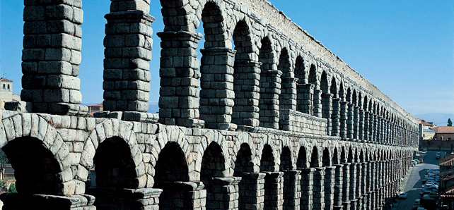 セゴビアの水道橋セゴビア旧市街とローマ水道橋世界遺産オンラインガイド