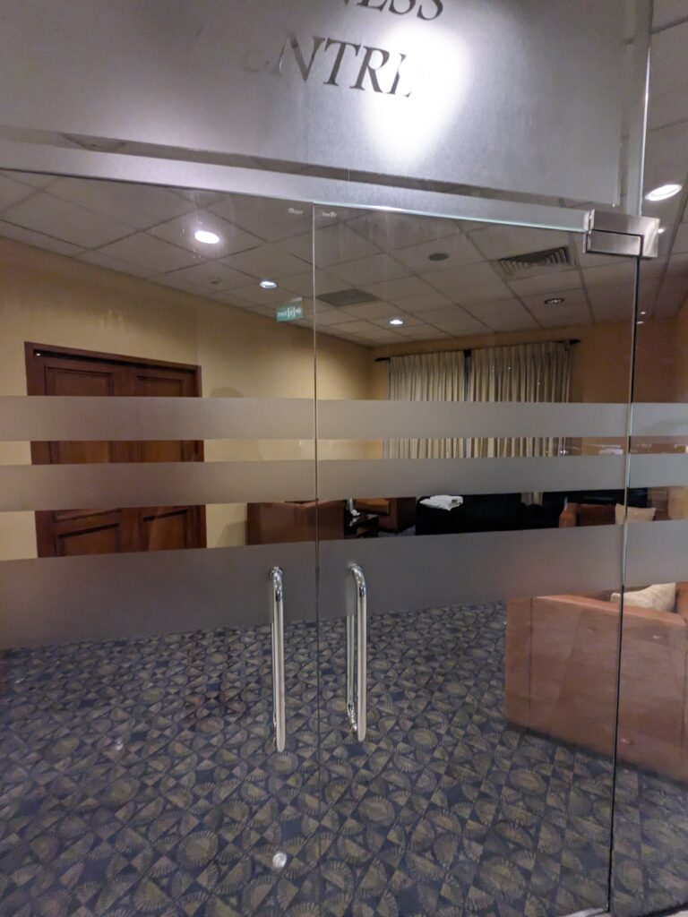 スリランカ航空セレンディブラウンジ＠コロンボ : Ciel オフィシャルブログ 月に一度の世界スパ＆ホテル巡り