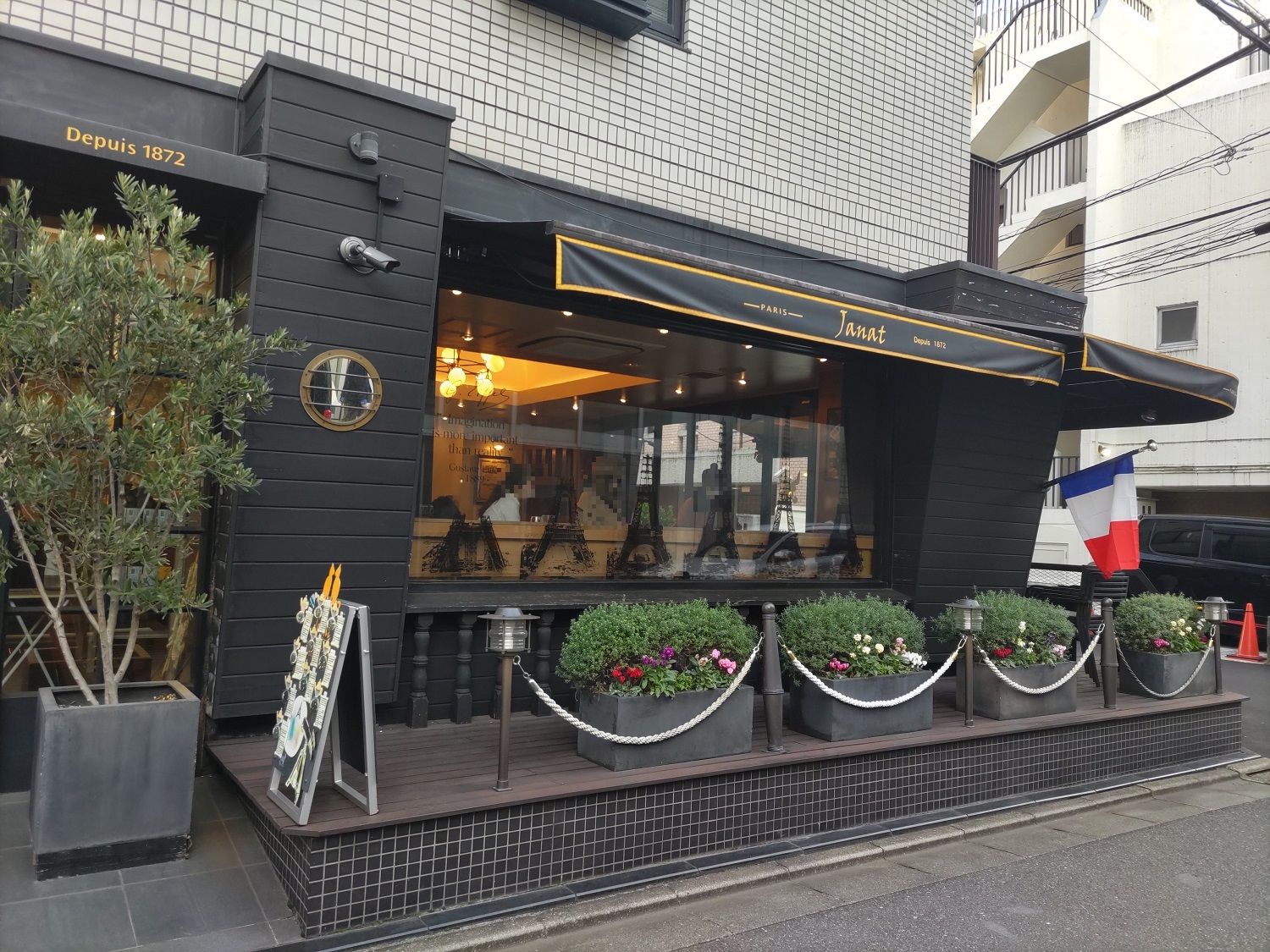 外苑前での最高の遅めランチ体験TikTok