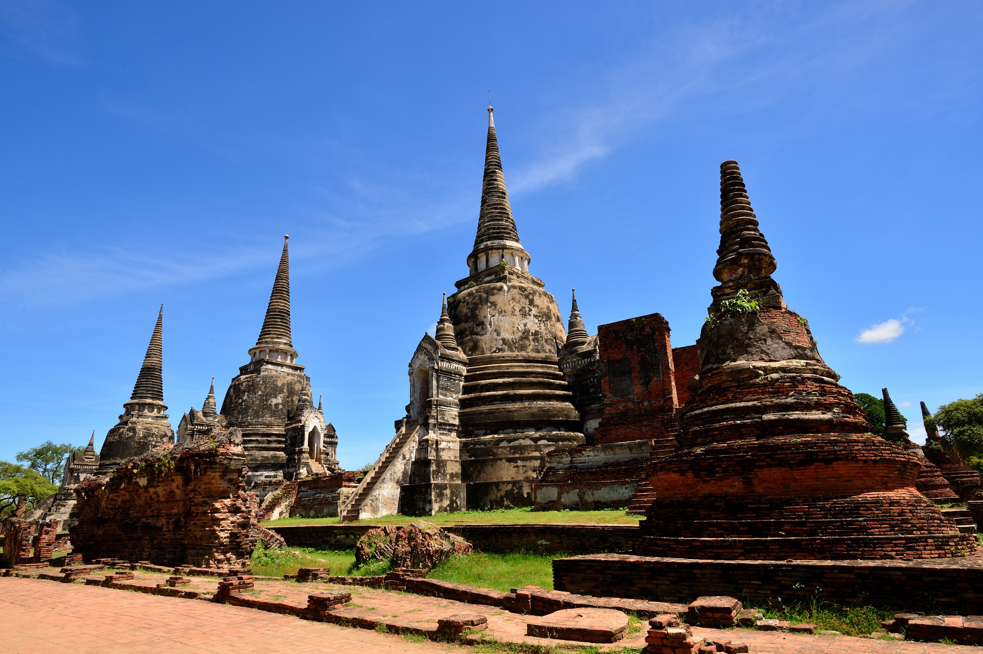 タイ旅行①🇹🇭 圧巻のアユタヤ遺跡巡り！！🌟 このためにれなとオソロの服作ったの🧵🪡🤎