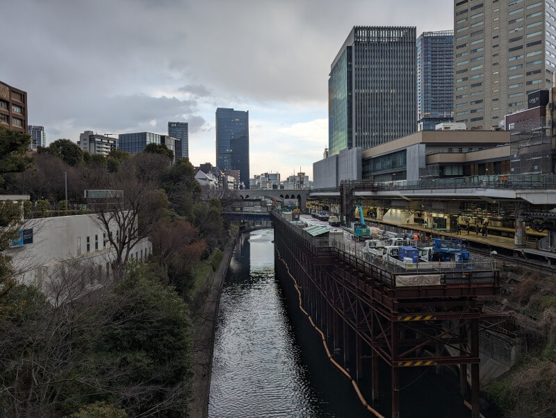御茶ノ水駅聖橋下で子どもと鉄道3路線交差を見るスポットを発見！子鉄のブログ