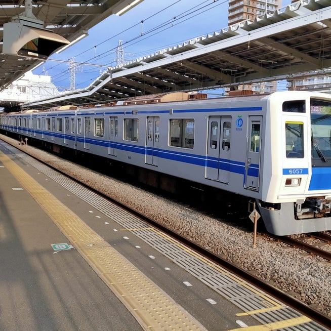 爽爽猫初！西武鉄道プロジェクトラッピング電車登場！ - 爽爽猫