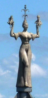 ドイツ・コンスタンツで味わう日本では味わえない旅徒歩で越える国境と国境線沿いにならぶ芸術作品 - GOTRIP