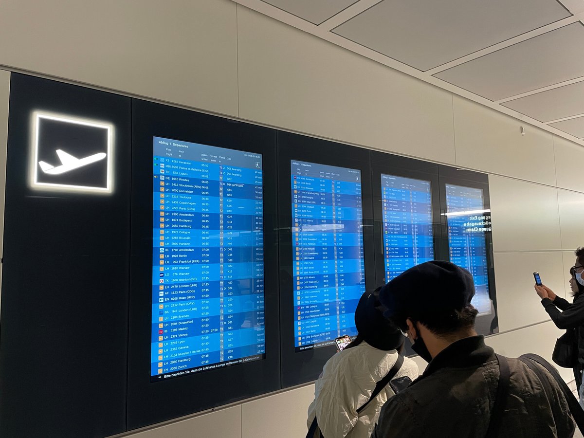 ミュンヘン空港 ～ 乗り継ぎ時間が80分の不安を解消してくれるルフトハンザさんのはからい飛行機大好きクルミ飴