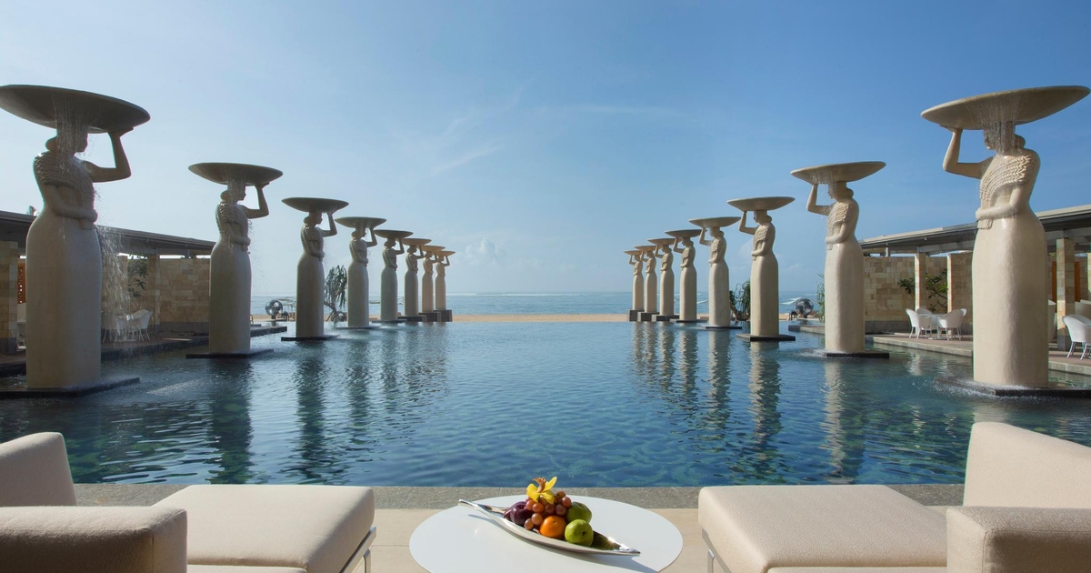 写真特集：海面下３０メートル！ 世界最大級の海中ホテル 2 9- CNN.co.jp