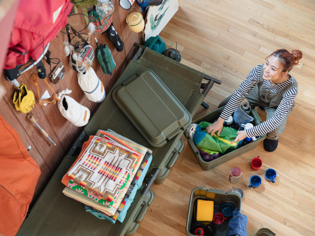 みんなどうしてる？ 教えて！お家でのおしゃれなキャンプギア収納術！前編 - ハピキャンキャンプ・アウトドア情報メディア