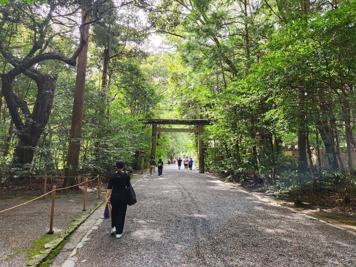 伊勢神宮の正しい参拝方法 ルート でご利益倍増♡ 参拝所要時間や服装を