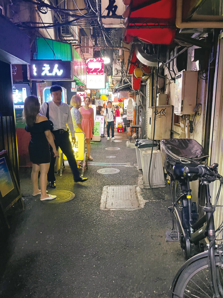 東京横丁酒場ガイド ブルドック 大井町 見かけは強烈だが基本に忠実な、洋食飲みの殿堂。Dig-itディグ・イット