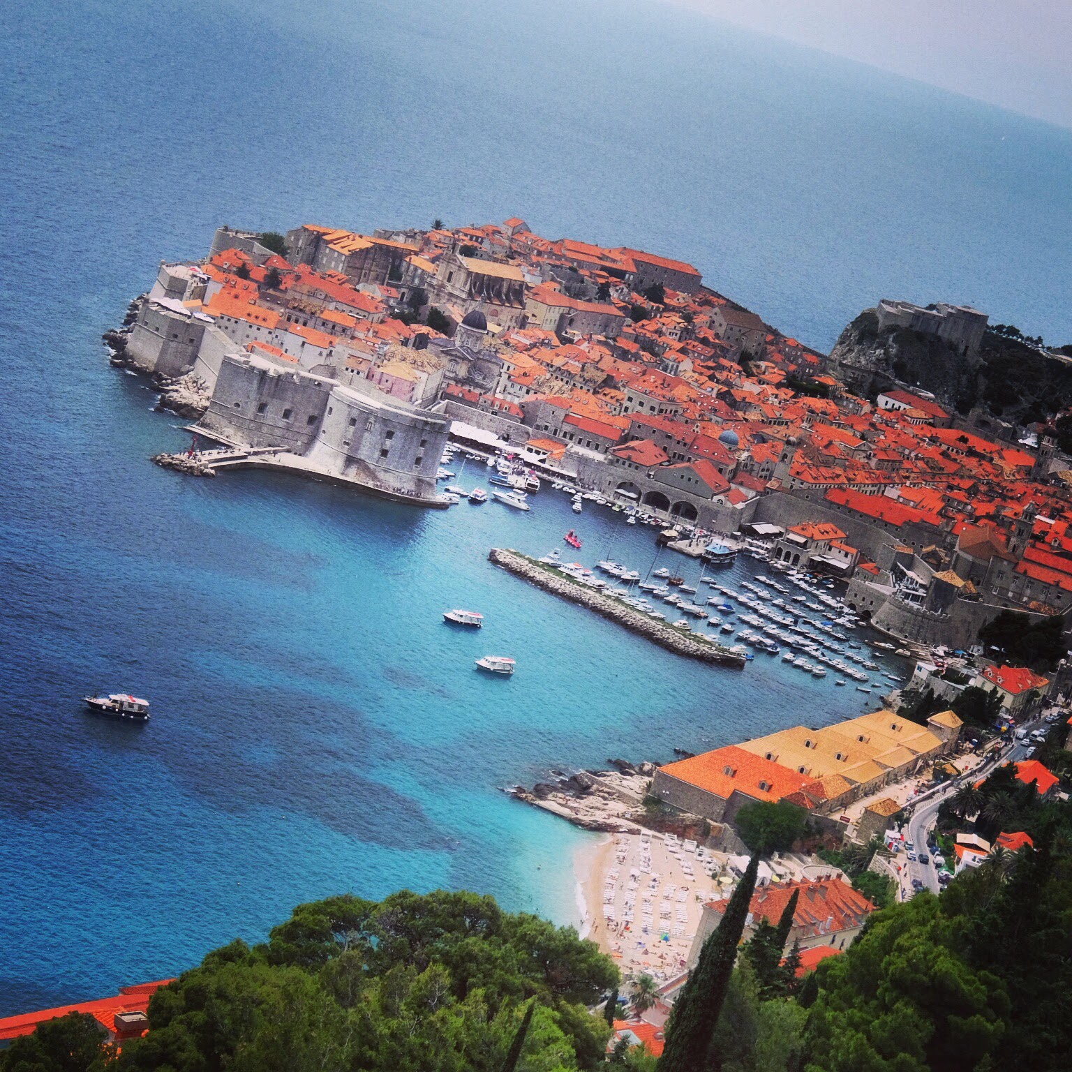 クロアチアのドゥブロブニク: 魔女の宅急便の舞台