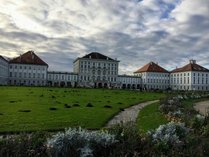 ヘレンキームゼー城～ブルテンブルク城～ニンフェンブルク城』プリーン ドイツ の旅行記・ブログ