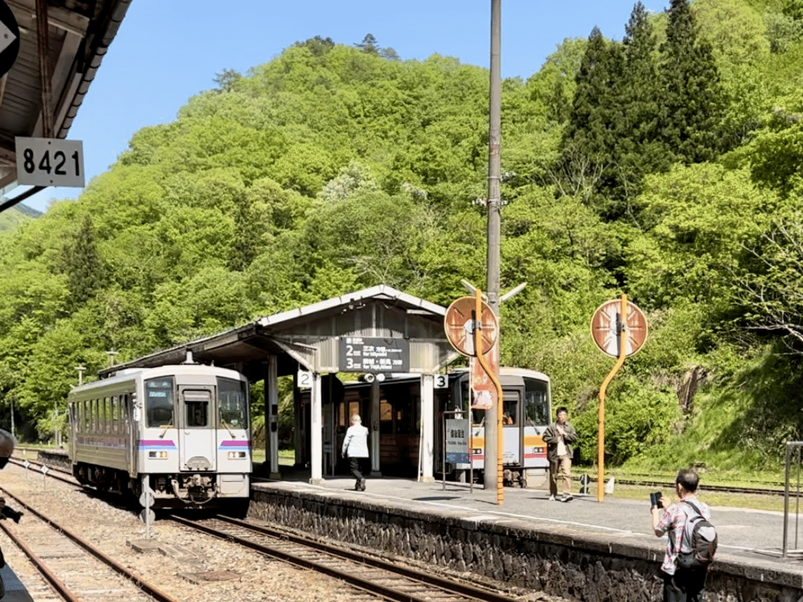 芸備線の山中を堪能する 乗りつぎ時刻表と車窓も収録、備後落合→三次、21年GW