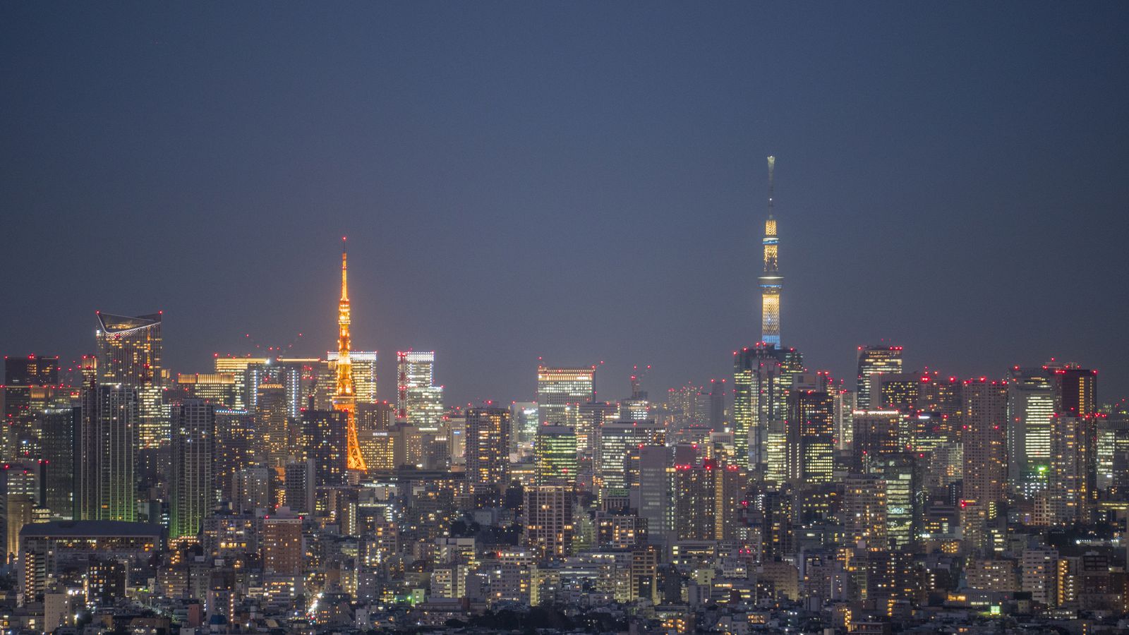 タイムマシーン3号の動画を踏まえて、東京タワーとスカイツリーのちょうど真ん中を実際に確かめてみた - くぜのメモ