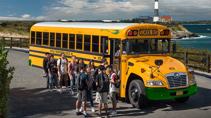 米スクールバスの移動販売車 - ハイブリッドな生活