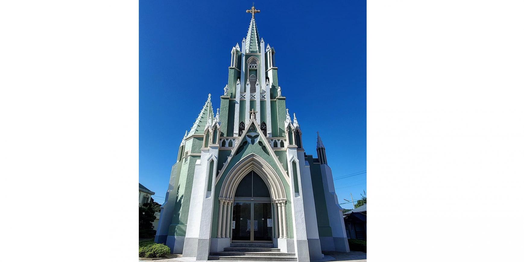 Laudate教会をたずねて