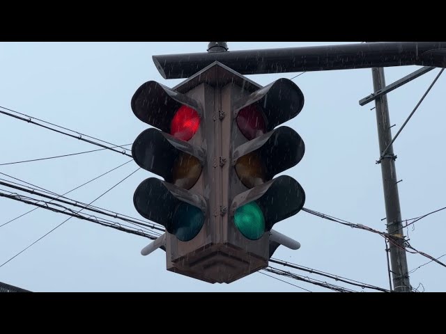 雪国の信号機は縦型、はウソ？～札幌から現地リポート - ライブドアニュース