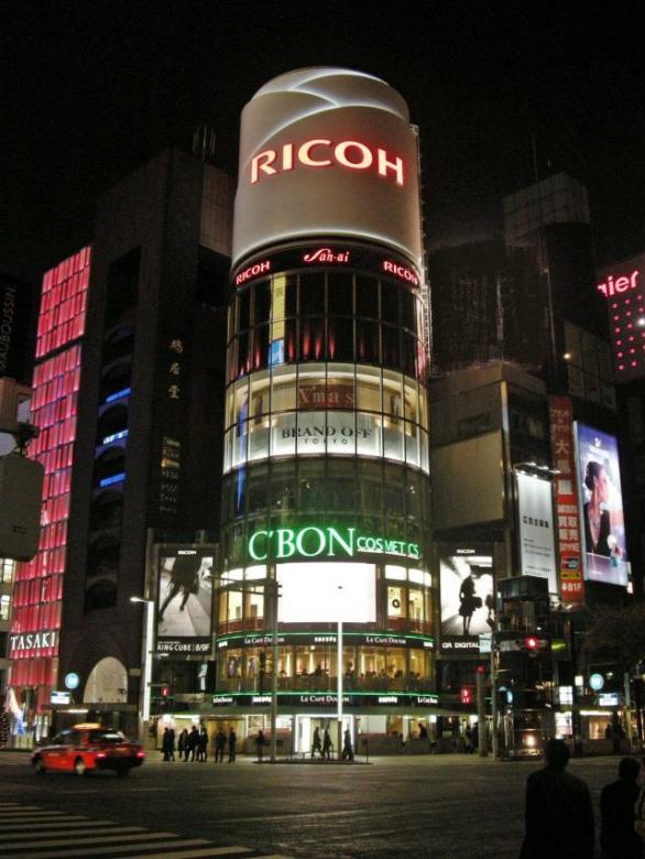 銀座四丁目交差点 三愛ビルと和光本館と東京タワー 昭和38年1963年 以前: 夜明け前