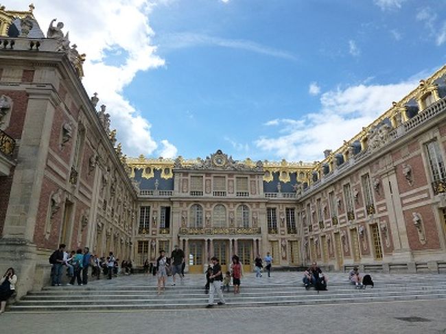 世界遺産ベルサイユ宮殿 プライベートツアー 公認日本語ガイドやマルシェ散策付きなど選べるプラン ＜定員6名 送迎付き