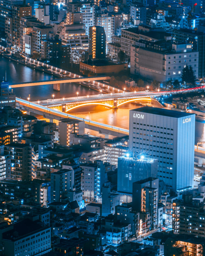 平日午前のスカイツリー 曇り 』東京スカイツリー R
