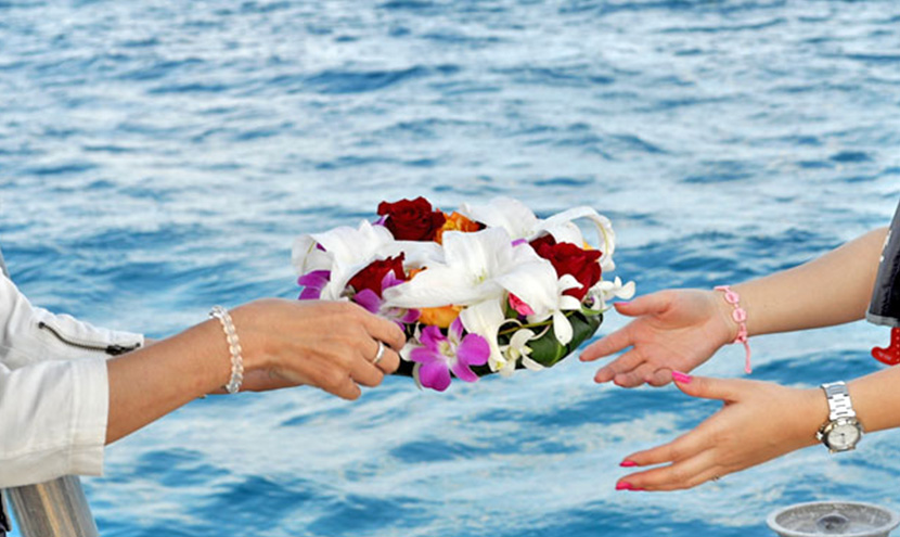 沖縄県 海洋散骨実施数1.85倍 需要の高まりに応えて ブルーオーシャンセレモニー沖縄 サービス開始株式会社ハウスボートクラブのプレスリリース