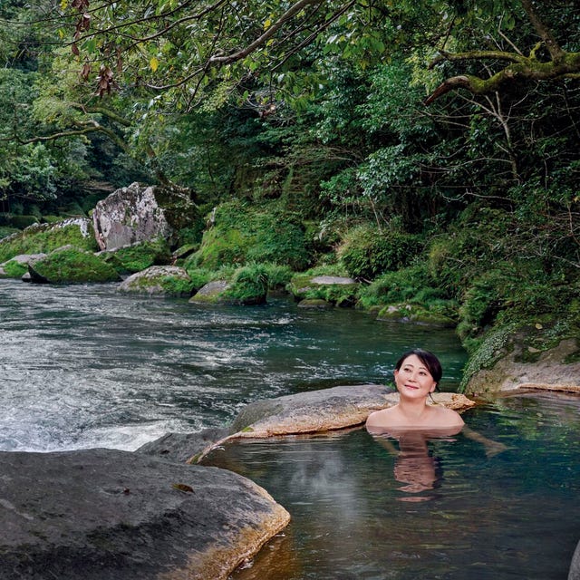 ああ いい湯だな！下呂温泉 噴泉池 名湯・秘湯・立ち寄り湯３００