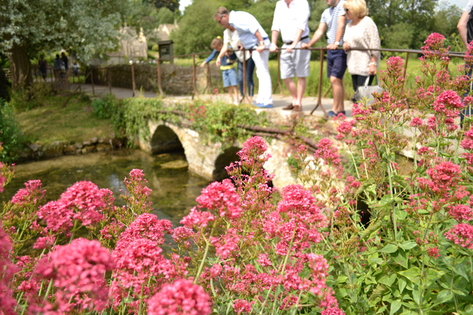 幸福なイギリスの田舎暮らしをたずねて