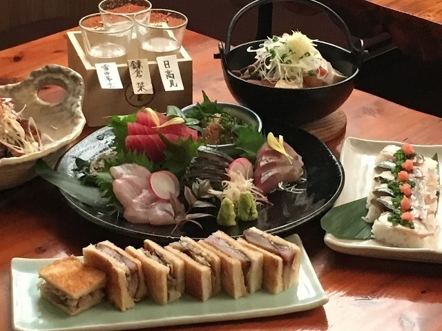 JR関内駅：「松かど」 美味しい関西風のお出汁とプリプリが美味しい海老の天ぷら : 白髪おやじのおひとりさまランチ