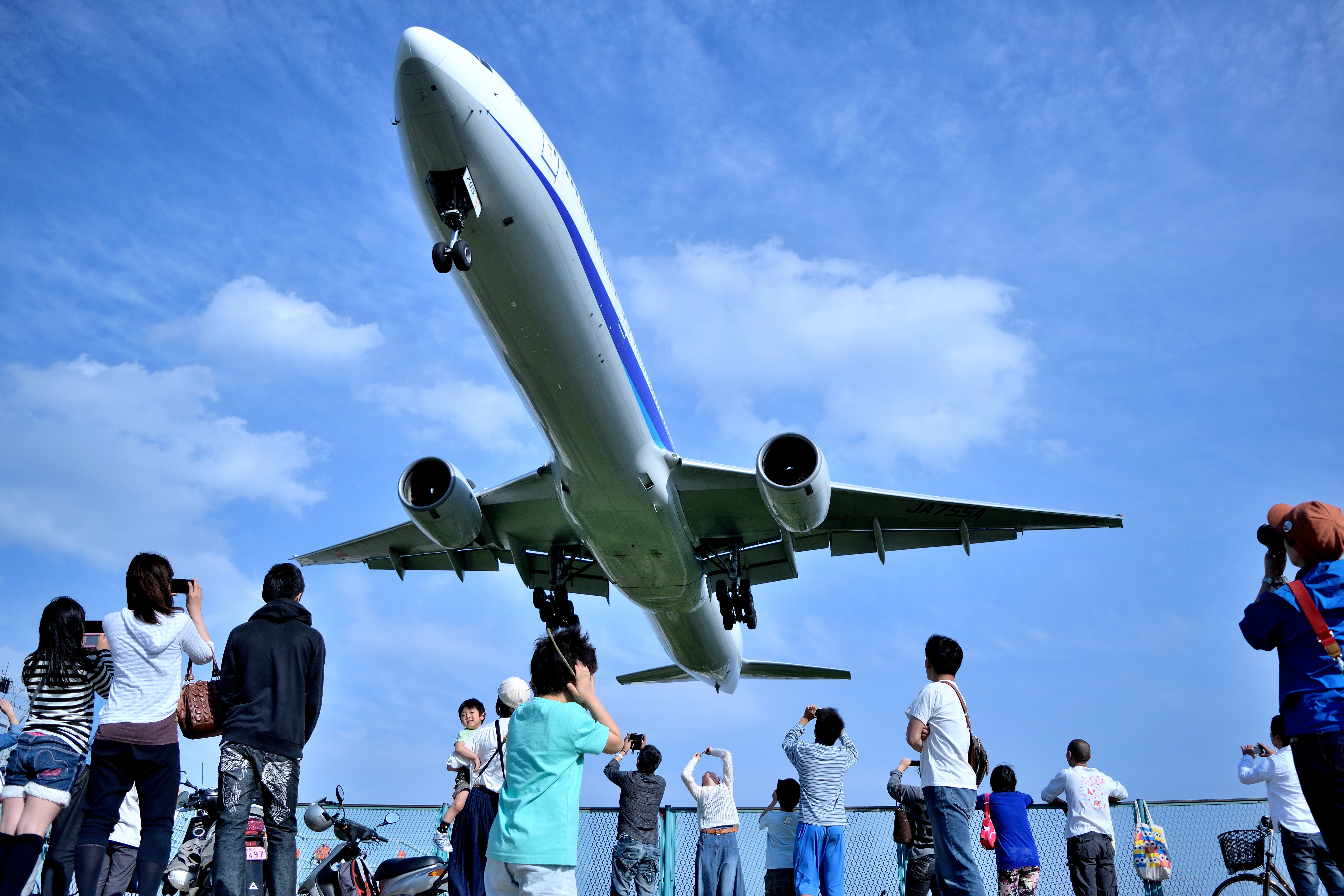 2023.03.04 千里川土手 〜伊丹空港夜間撮影カイザーのブログ