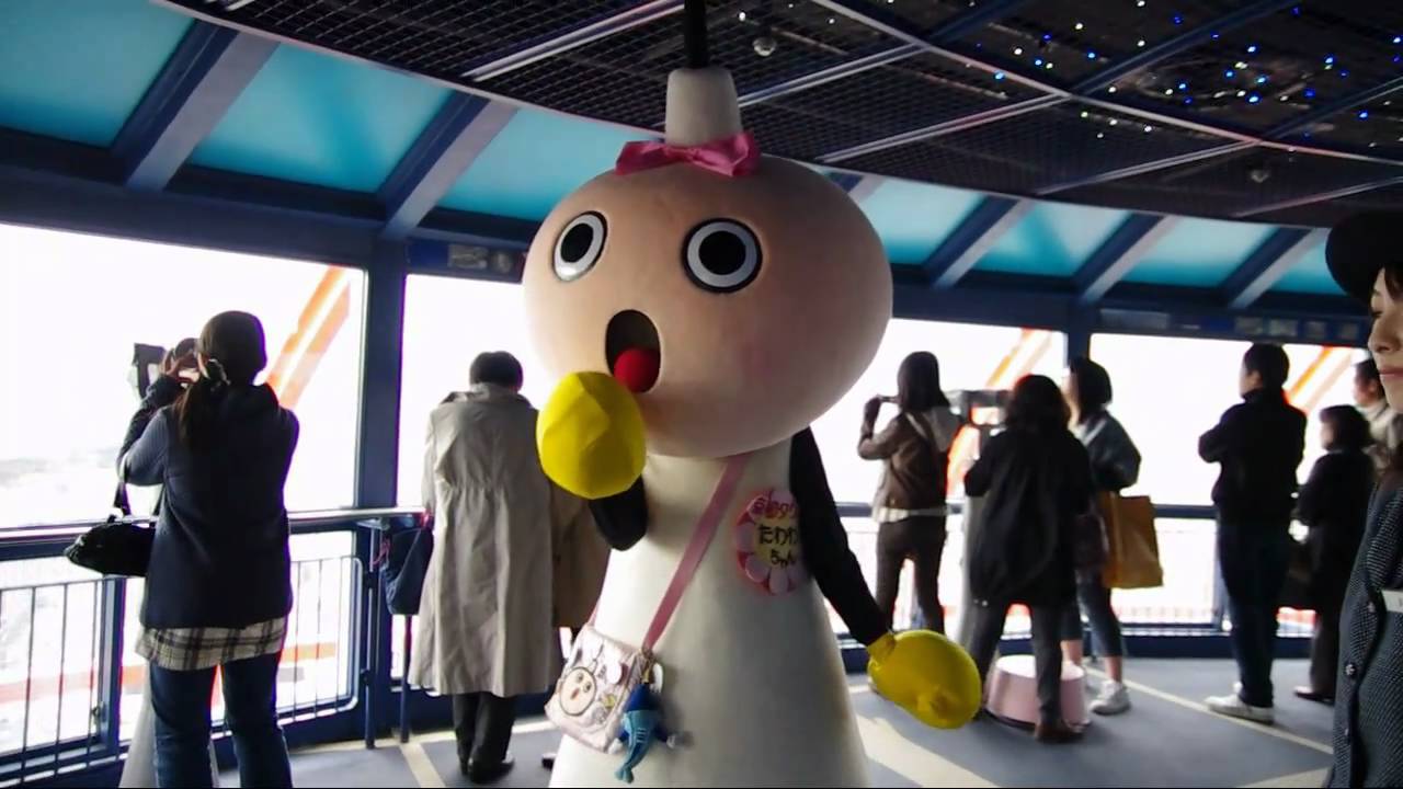 小野田坂道と京都タワーのマスコットキャラクター・たわわちゃんのコラボイラスト。 - アニメ「弱虫ペダル」×京都タワー、コラボイラストグッズも販売画像ギャラリー 2 2-