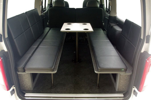 ここまで快適なら、もはや走る「ベッドルーム」！ 意外な「車中泊カー」５選AUTO MESSE